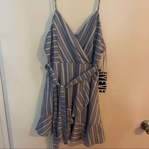 Never worn striped dress 👗